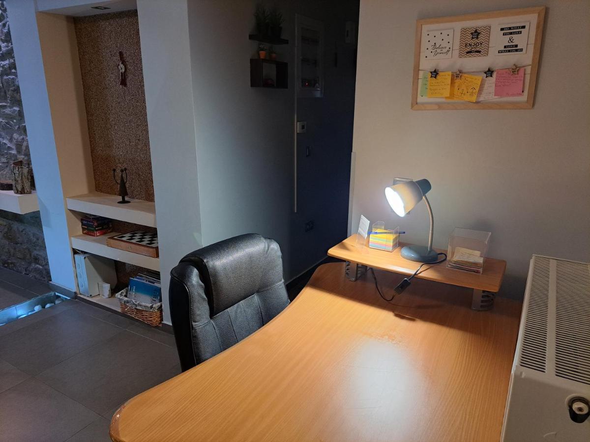 Modern Residence In The Center Of Trikala 외부 사진