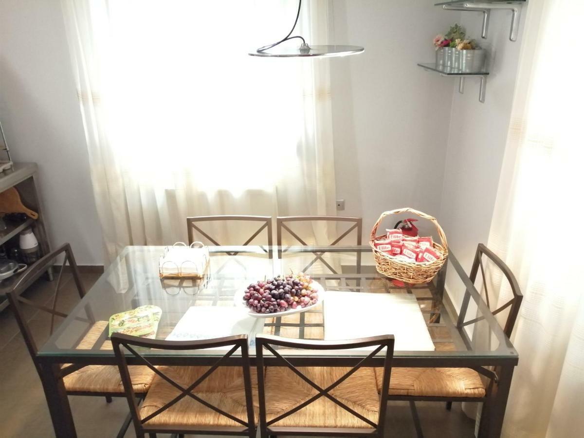 Modern Residence In The Center Of Trikala 외부 사진